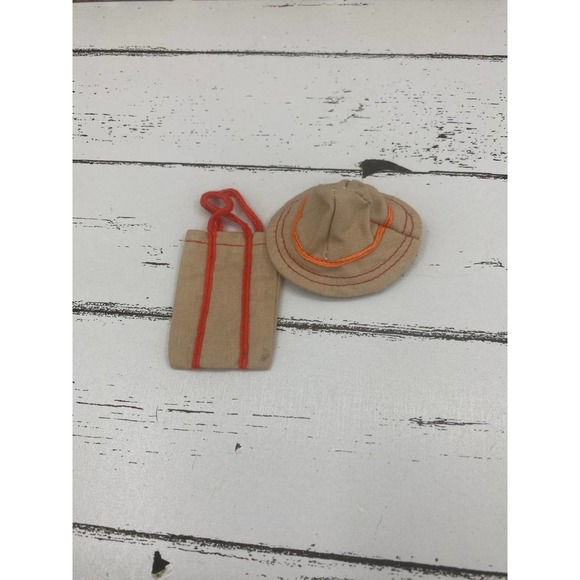 Vintage Superstar barbie fashion hat & bag brige with orange trim - Picture 2 of 2